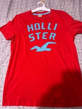T-Shirt Hollister